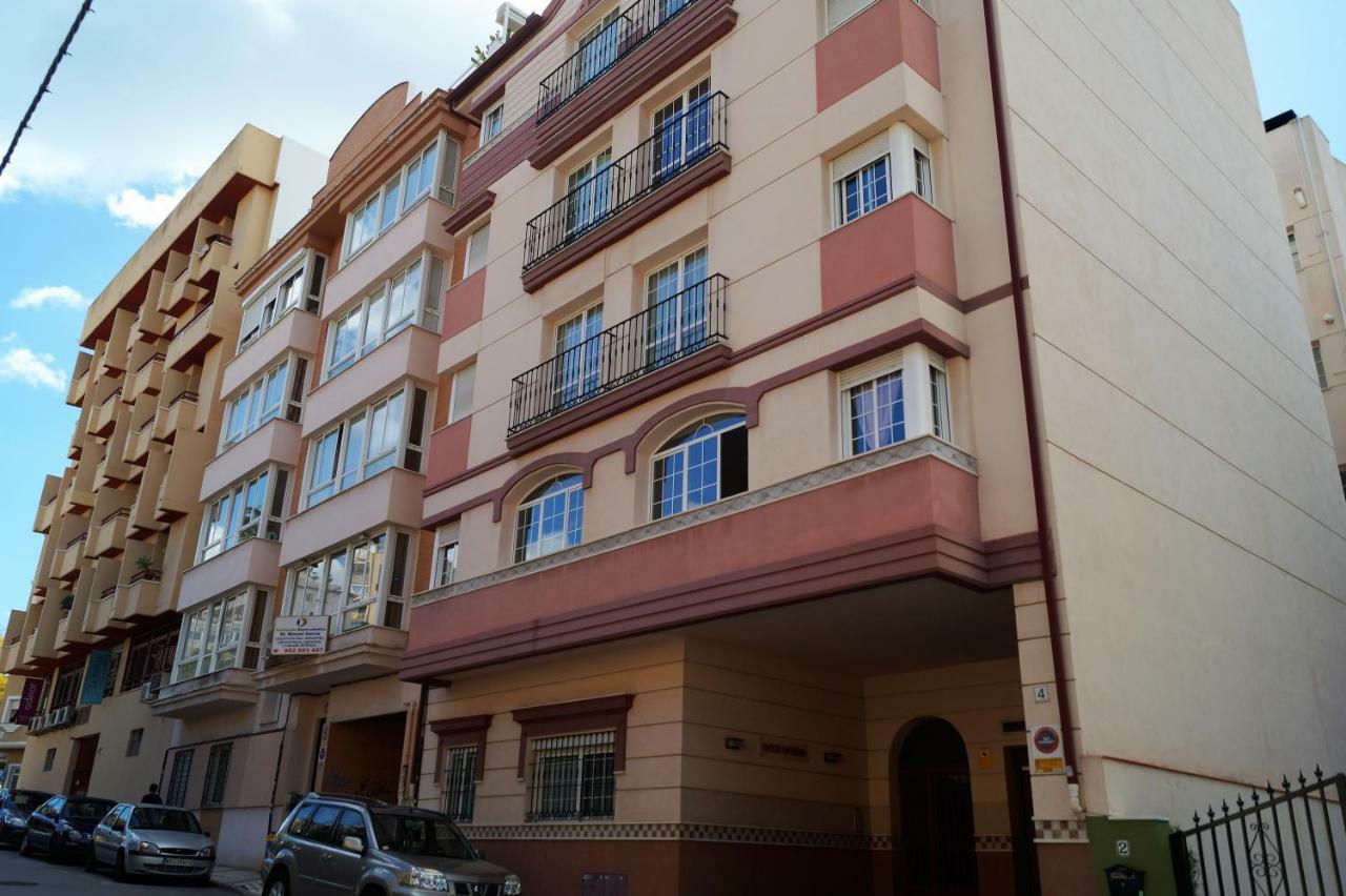 Apartamento Plaza Alfonso XII Málaga Dış mekan fotoğraf