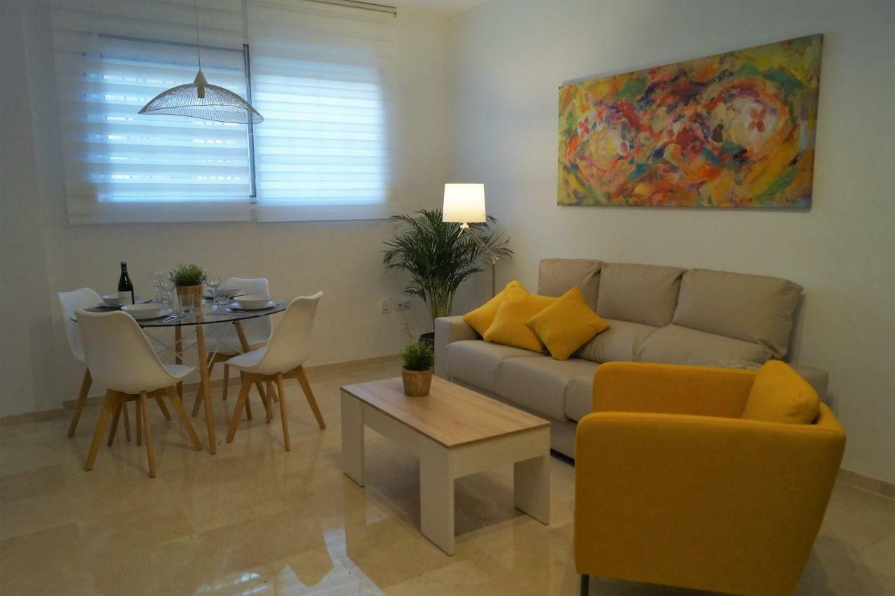 Apartamento Plaza Alfonso XII Málaga Dış mekan fotoğraf