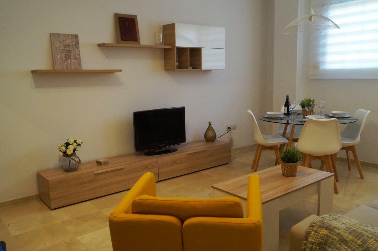 Apartamento Plaza Alfonso XII Málaga Dış mekan fotoğraf