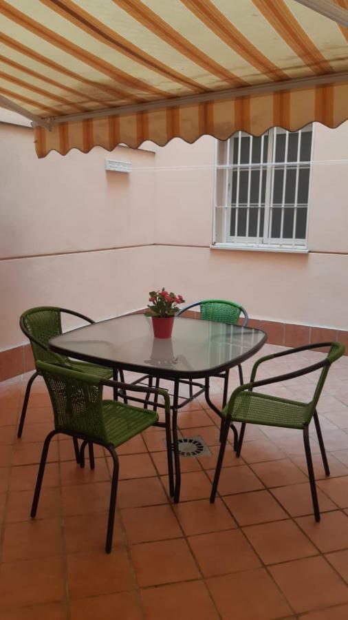 Apartamento Plaza Alfonso XII Málaga Dış mekan fotoğraf